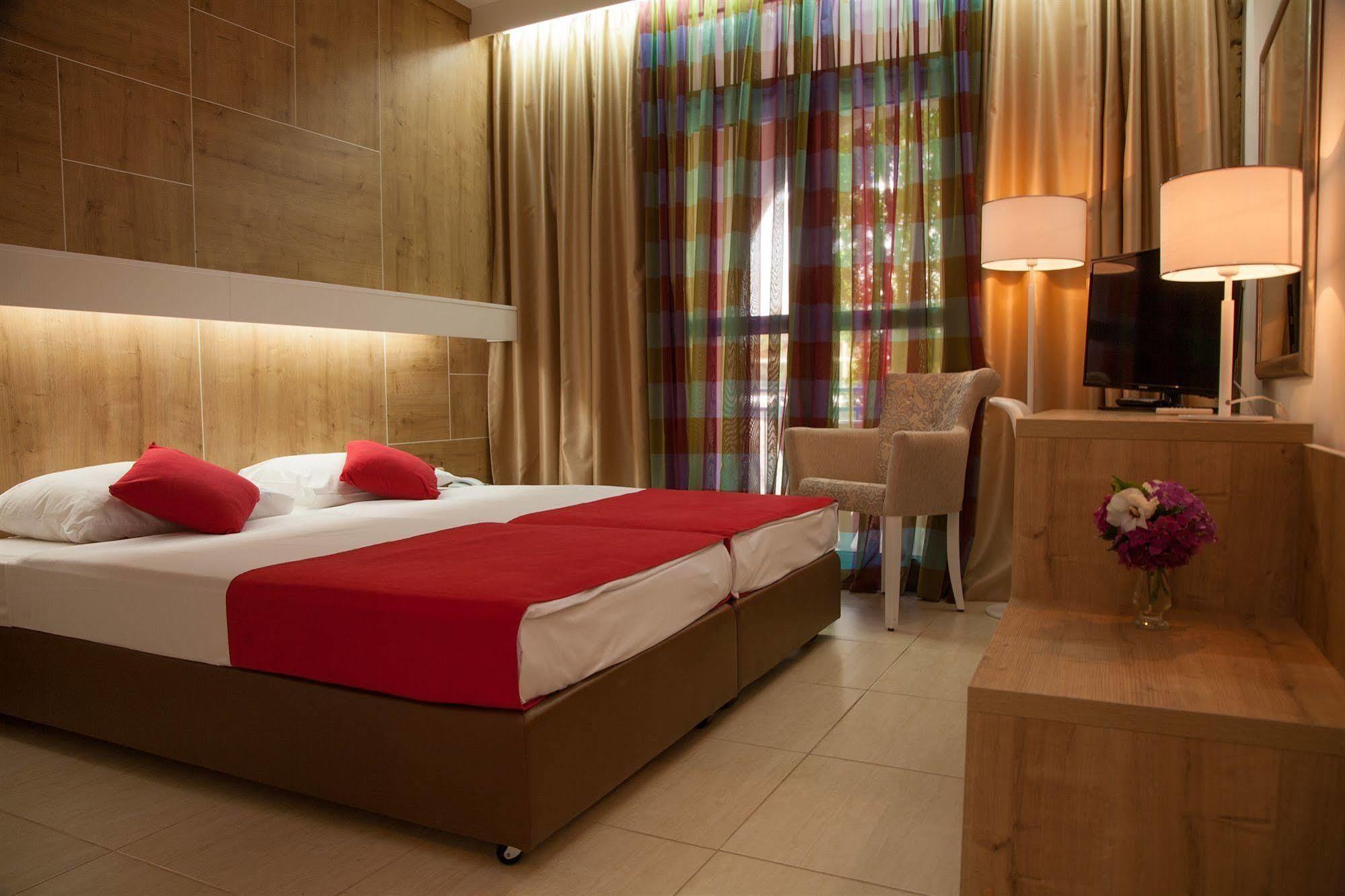 Hotel Slovenska Plaza 4 4*